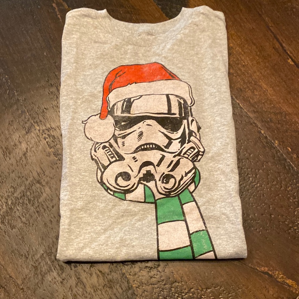 3/$20 Mens Large Star Wars Christmas t shirt NWT